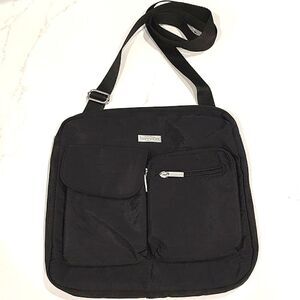 Baggallini Black Adjustable Crossbody Shoulder Bag